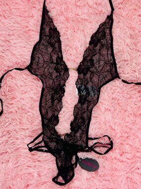 NWT Avidlove black lace teddy with diamond accents size small